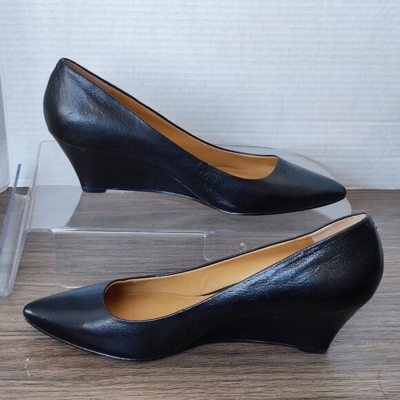 Nine West Comfort Wedge Pumps Size 7 Black Leather Minimalist Dress Shoes - Picture 1 of 12